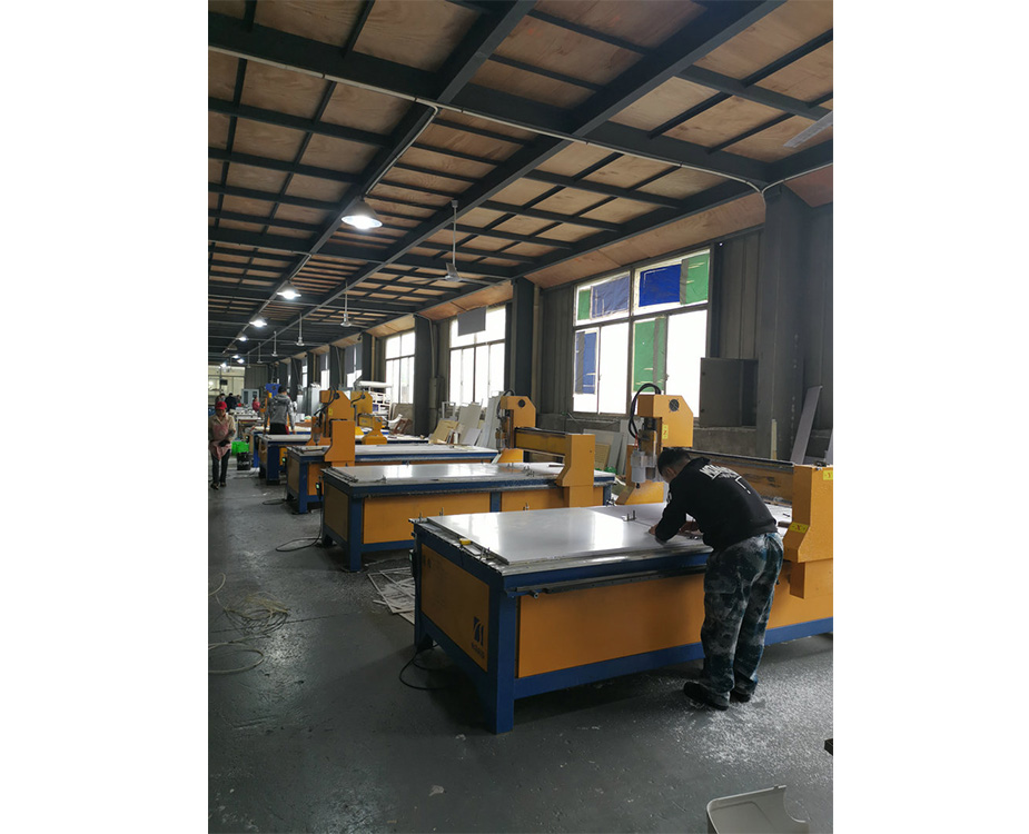 雕刻機設(shè)備